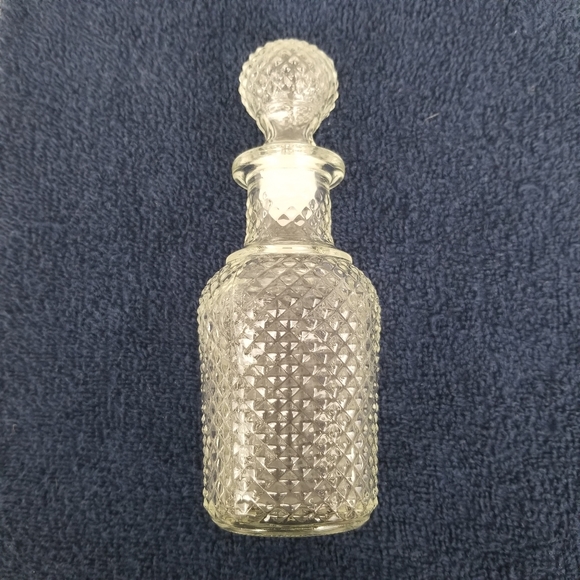 Vintage Avon Perfume Decanter - Picture 7 of 8